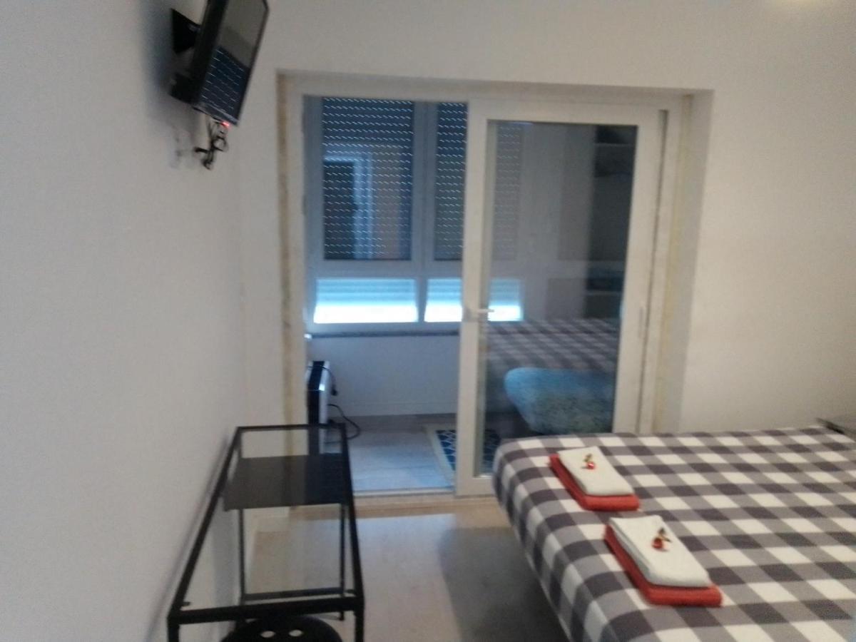 Guesthouse Marialva Park Corroios Eksteriør bilde